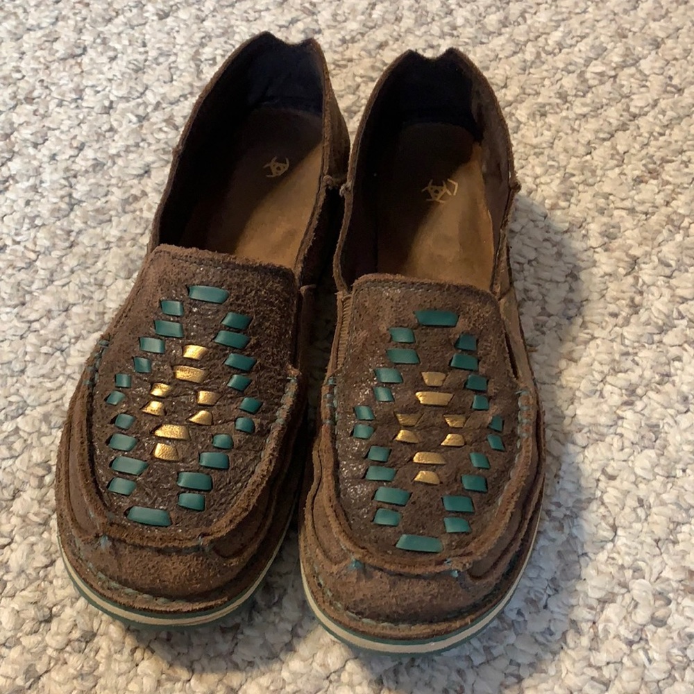 Ariat Cruisers